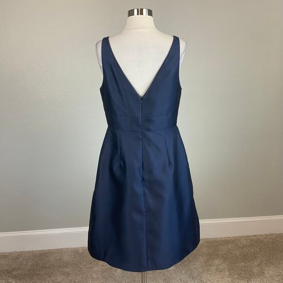 Alfred Sung Satin Cocktail Dress Size 10 Blue Sleeveless V-Neck Fit and Flare - Picture 2 of 12